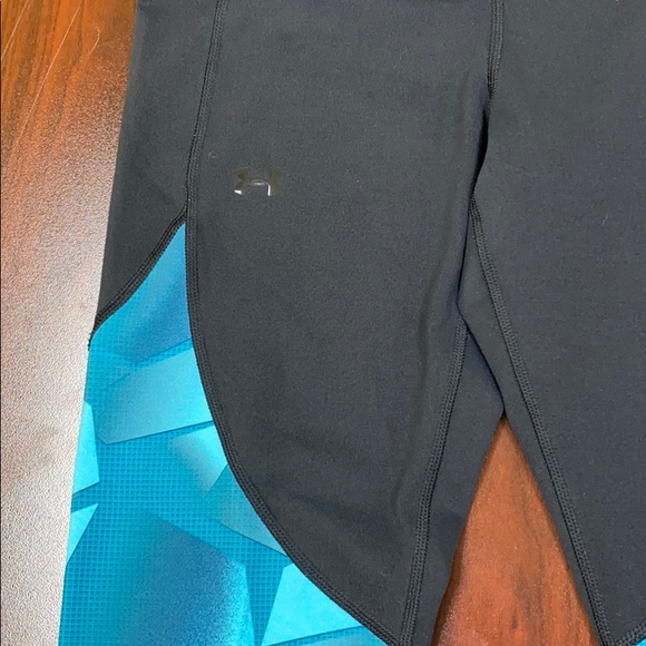 UnderArmour Workout Leggings Pants - Picture 2 of 4